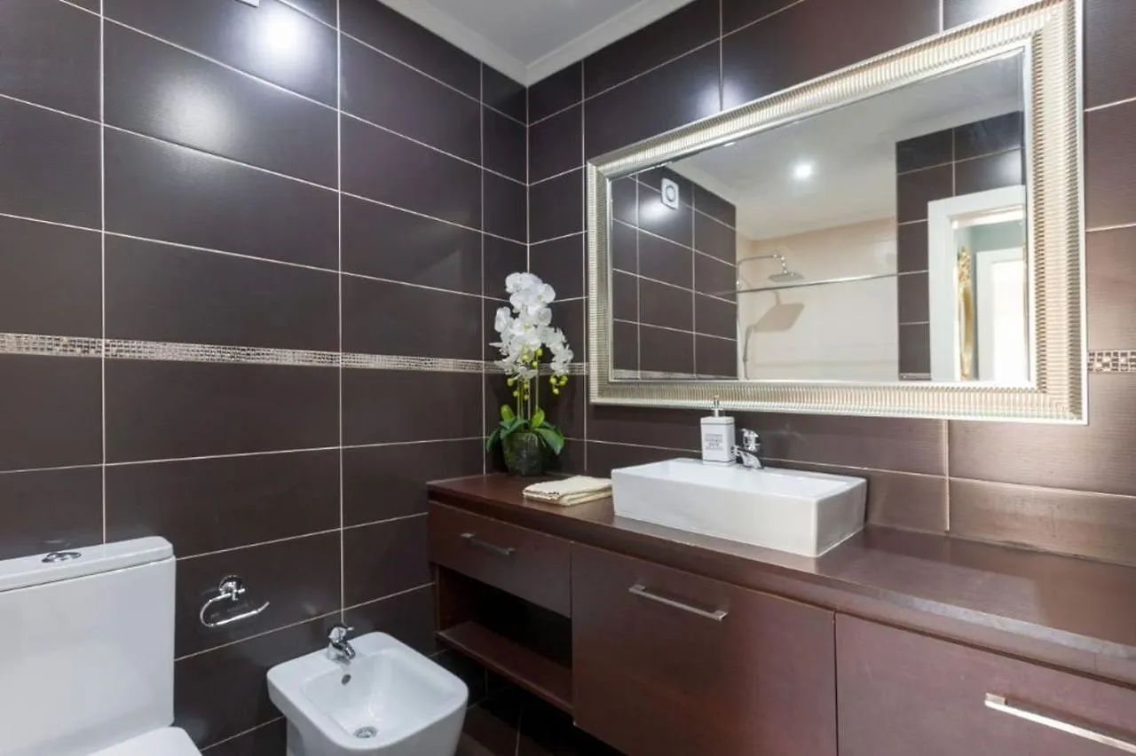 Be Local - Apartment With 2 Bedrooms In Moscavide - Лиссабон